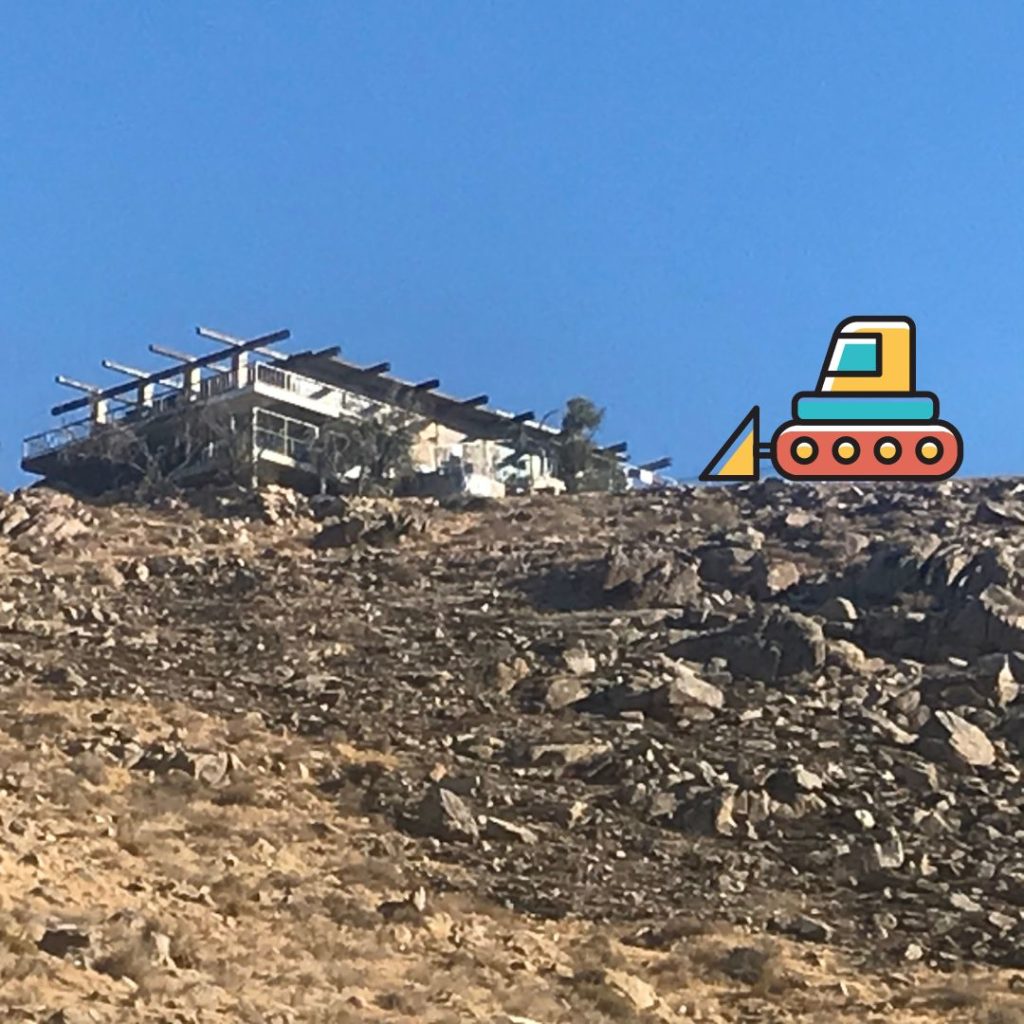 Apple Valley Hilltop House