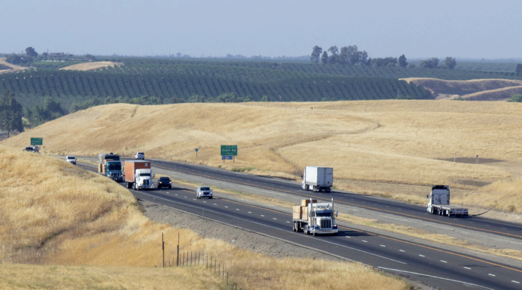Big rigs and buses made prior to 2010 no longer allowed on CA roads