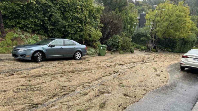 AT&T and Verizon waiving fees for California residents impacted by winter storms